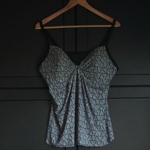 Christina | NWT Swimsuit Top